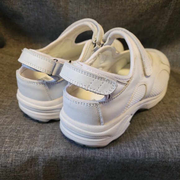 Women's 8.5 XW Drew Flame White Leather Orthopedic Strap Mary Jane Shoes - Picture 3 of 9